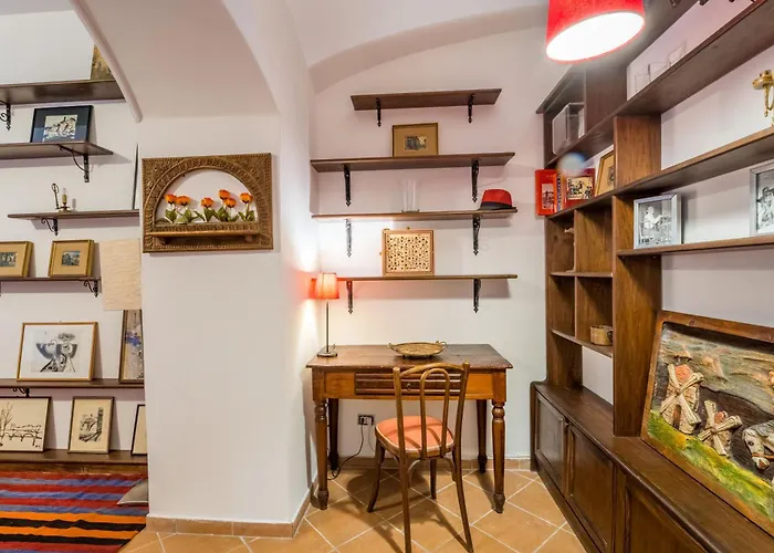 Apartament Atelier Colosseo, A Few Step From The Famous Arena *
